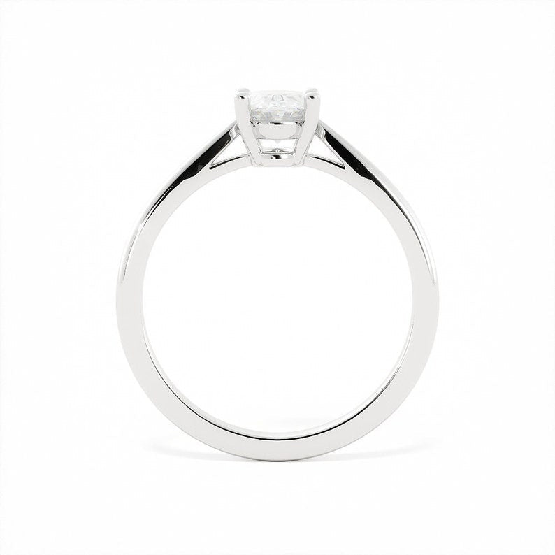 0.82 CT Oval Solitaire G/VS2 Diamond Engagement Ring 2