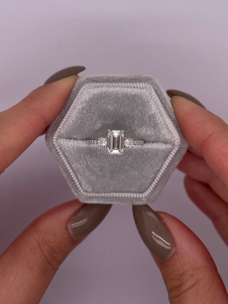 1.0 CT Emerald Three Stone CVD C/VS2 Diamond Engagement Ring 5