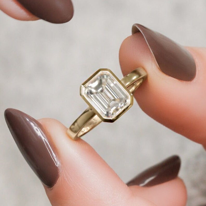 2.01 CT Emerald Bezel G/VVS2 Diamond Engagement Ring 4