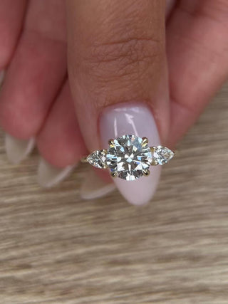 2.50 CT Round Three Stones CVD F/VS1 Diamond Engagement Ring 1