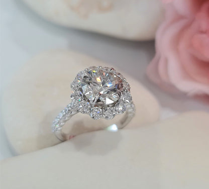 2.50 CT Round Halo CVD G/VS2 Diamond Engagement Ring 4