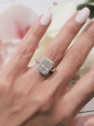 3.0 CT Radiant Halo CVD E/VS1 Diamond Engagement Ring 6