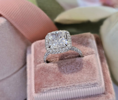 3.0 CT Cushion Halo CVD G/VS1 Diamond Engagement Ring 6