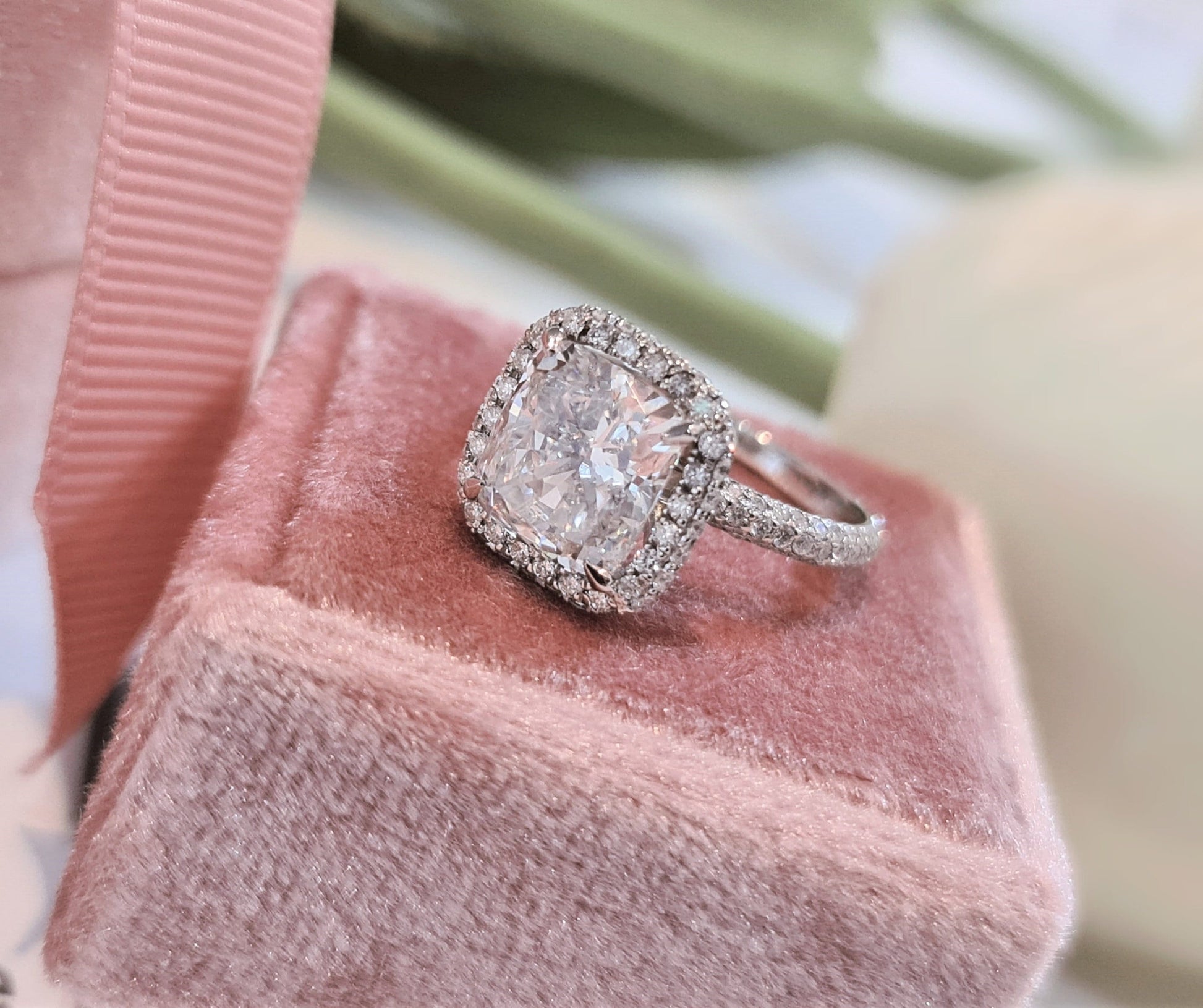 3.0 CT Cushion Halo CVD G/VS1 Diamond Engagement Ring 2